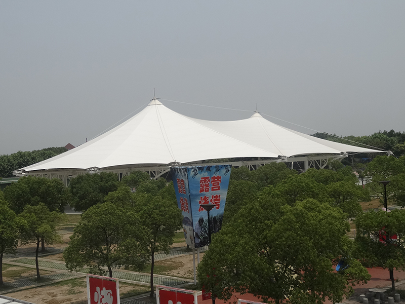公交站臺膜結構